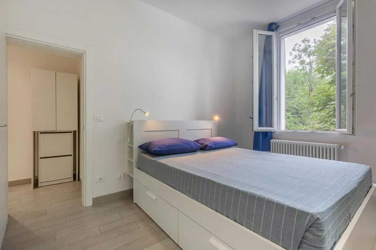 Bolognina Bright Apartment Near The Station ボローニャ イタリア