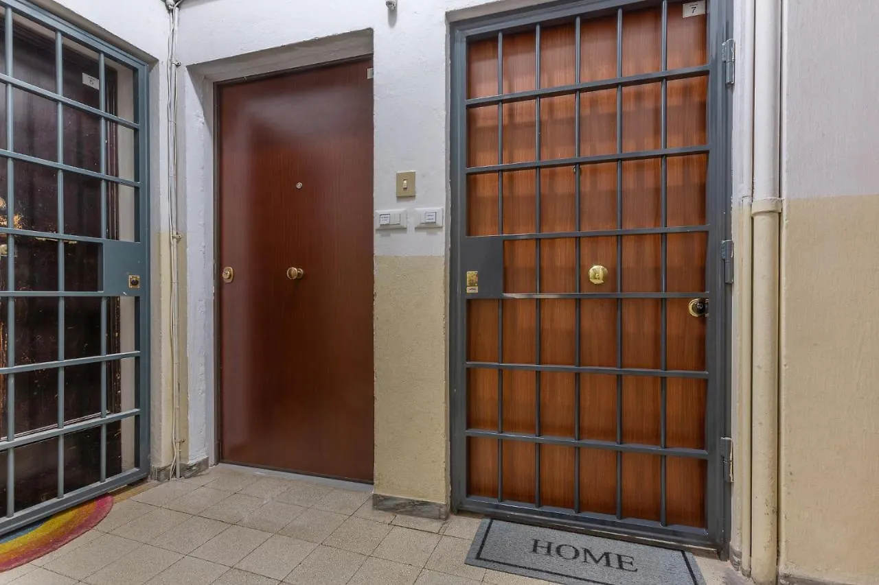 Bolognina Bright Apartment Near The Station ボローニャ イタリア