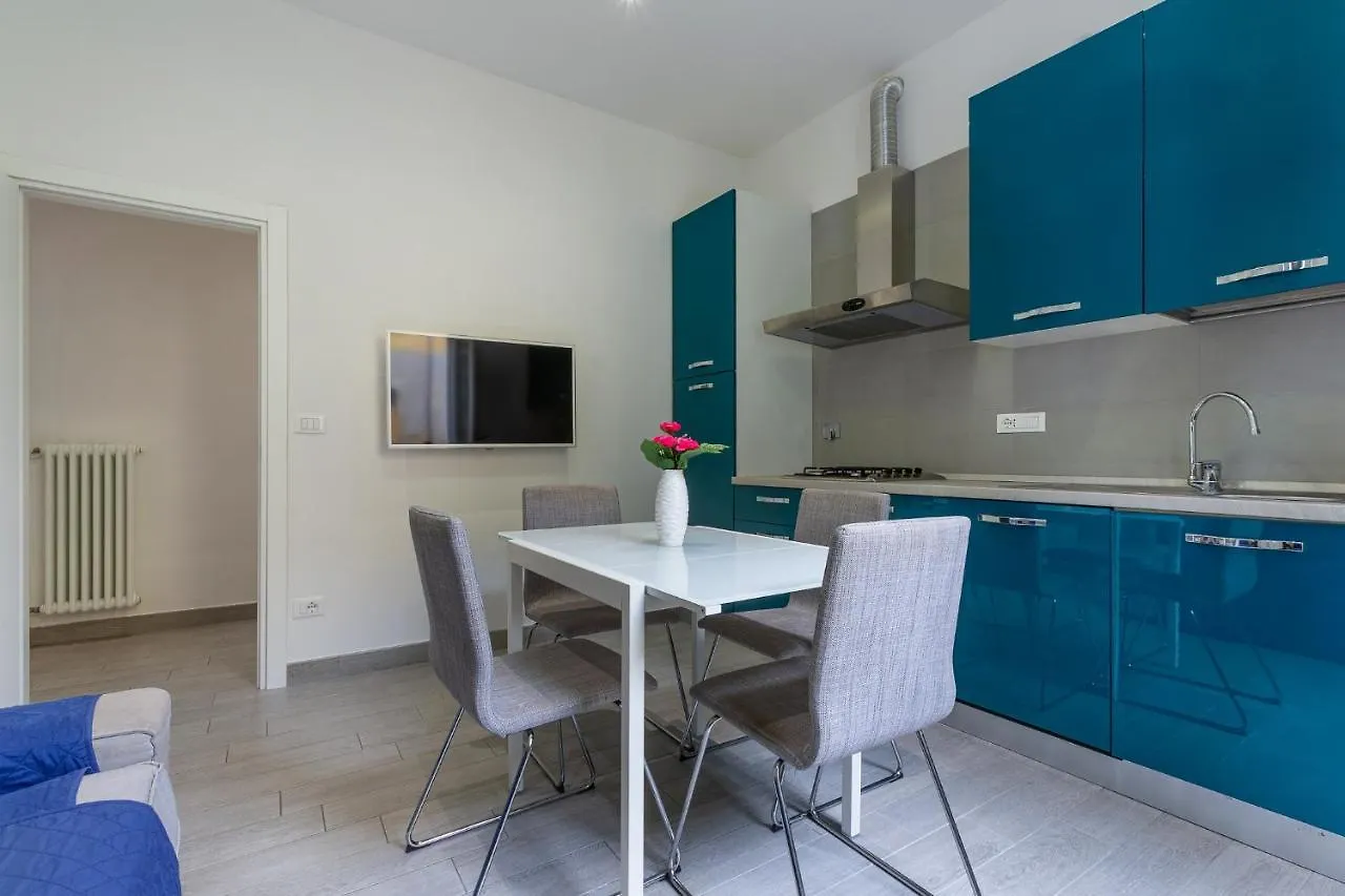 Bolognina Bright Apartment Near The Station Bologna